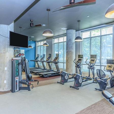 Penthouse Cool-Oasis-In-Houston-Rental Car Available-View-Great-Sleep Eksteriør billede