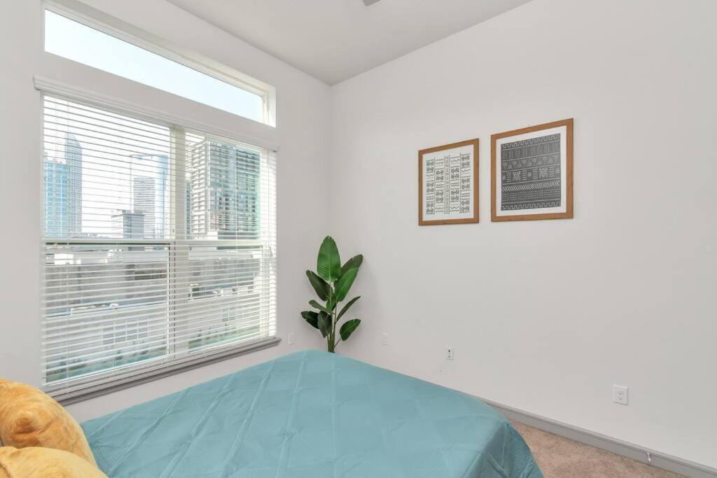 Penthouse Cool-Oasis-In-Houston-Rental Car Available-View-Great-Sleep Eksteriør billede