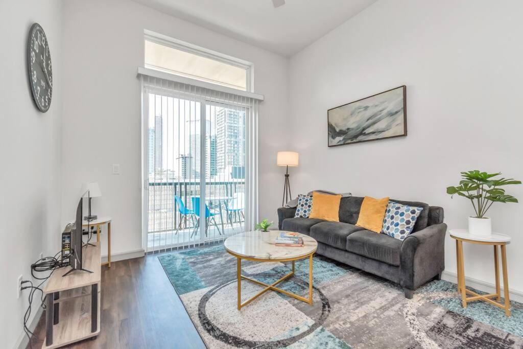 Penthouse Cool-Oasis-In-Houston-Rental Car Available-View-Great-Sleep Eksteriør billede